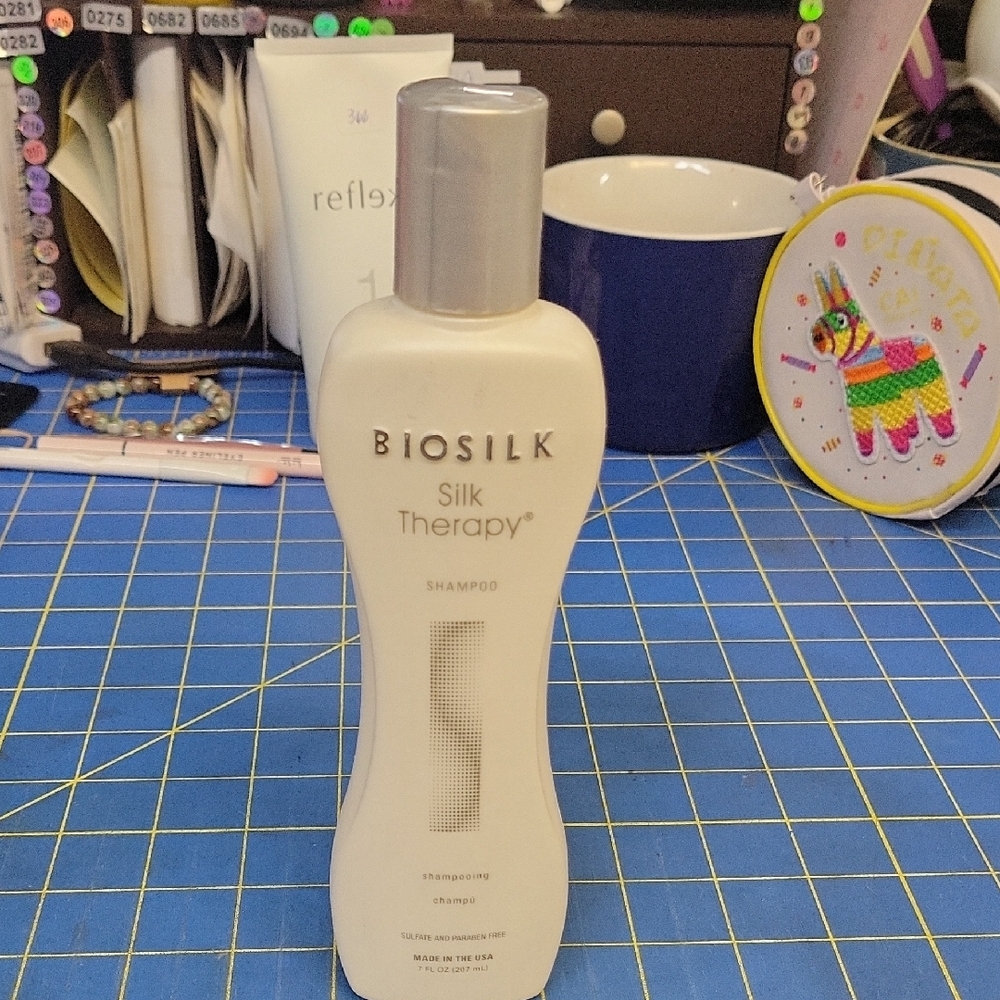 Biosilk Silk Therapy Shampoo Bottle 207ml New Bottle